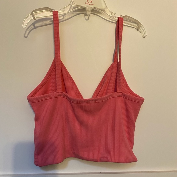 Wilfred - pink bay tank - Picture 3 of 7